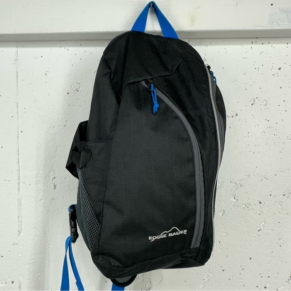 Eddie Bauer Ripstop Black & Blue Lightweight 8L Sling Pack - Picture 1 of 12